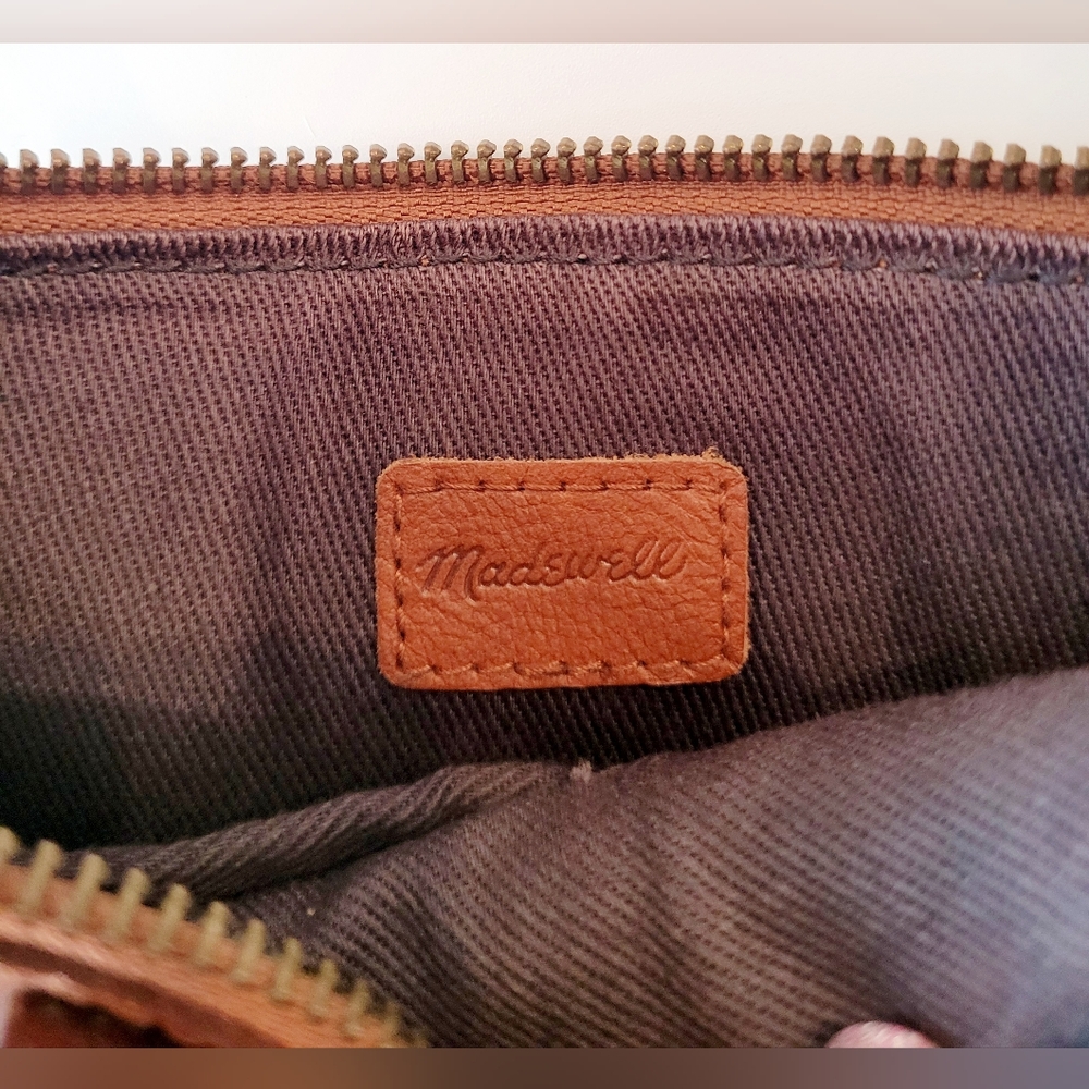 Madewell Tan Leather Crossbody - Picture 4 of 6